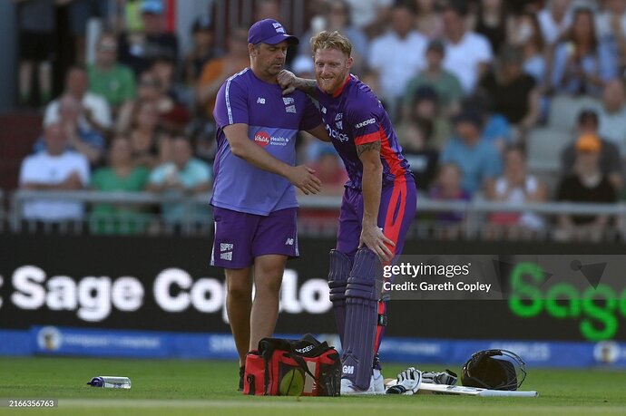 Ben Stokes forced off the field due to an hamstring injury - Cricket -  Vtrakit Community